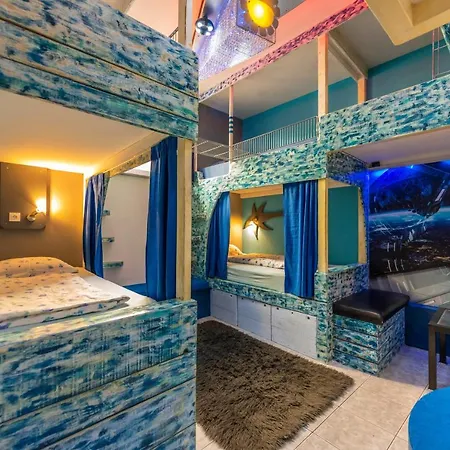 Ricardo Team-hostel *